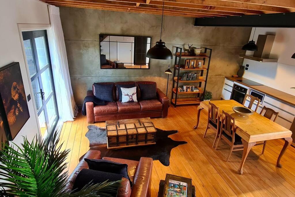 Apartment 3 - Haddin Court - Industrial Glam Blenheim Exterior photo