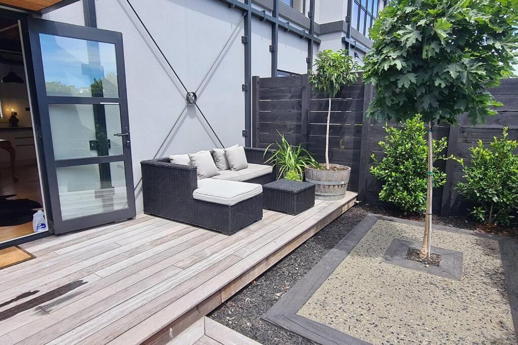 Apartment 3 - Haddin Court - Industrial Glam Blenheim Exterior photo
